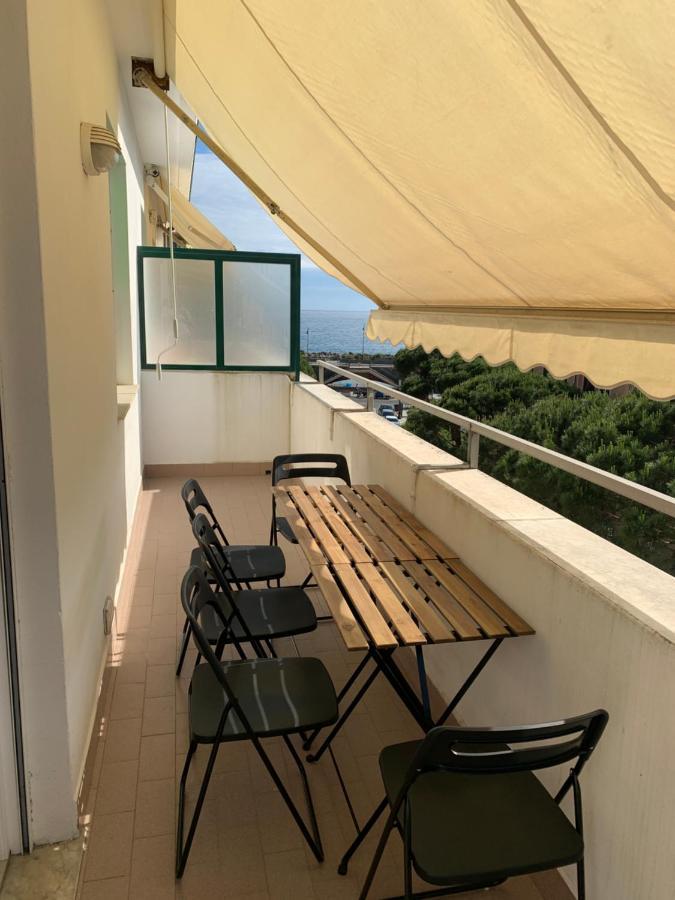 Casa Bianca 6 - Confortevole In Centro A مونيلّي المظهر الخارجي الصورة